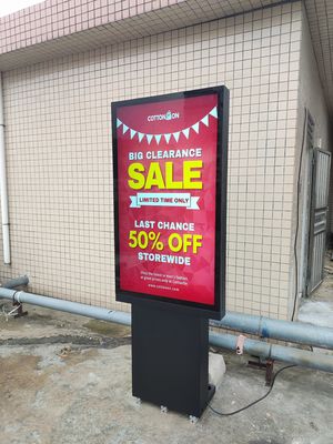 شاشة LCD خارجية مقاس 49 بوصة، 3500 شمعة، مقاومة للماء IP66